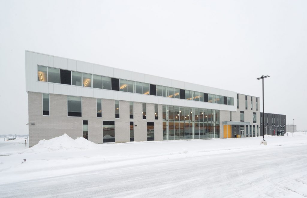 Armoury Building M-196 Saint-Hubert Garrison